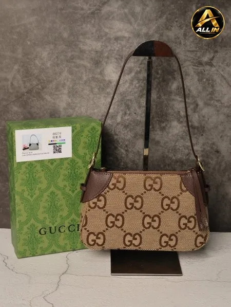 شنطة نسائية GUCCI.