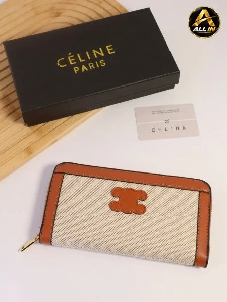 جزدان CELINE / مرفق بعلبة.
