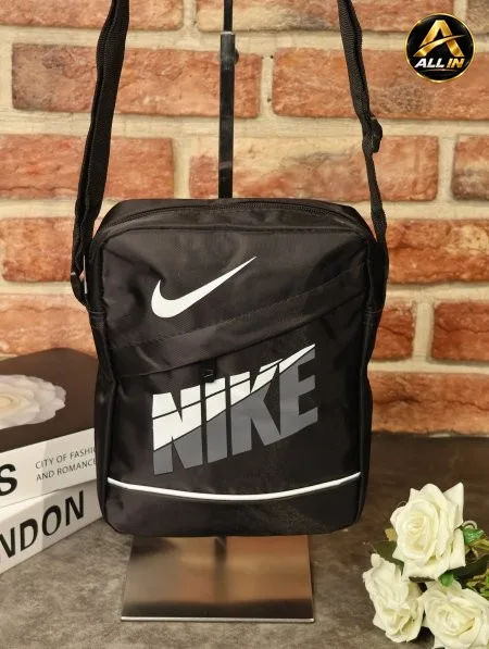شنطة كتف NIKE.