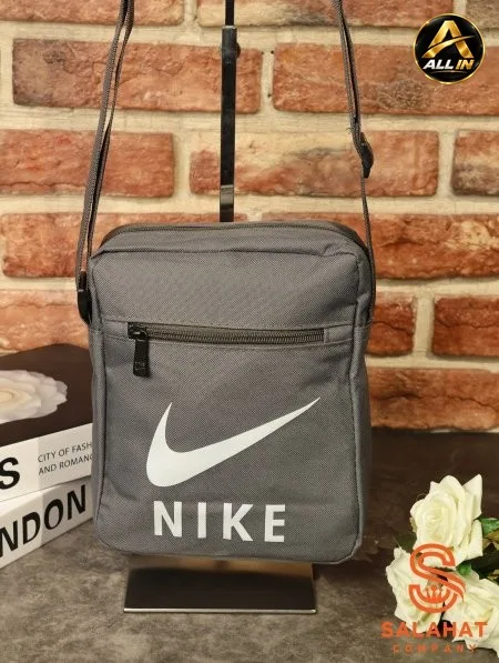 شنطة كتف NIKE.