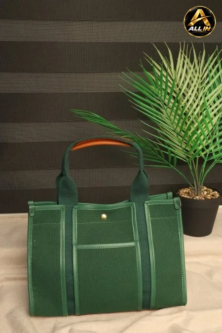 شنطة TORY BURCH.
