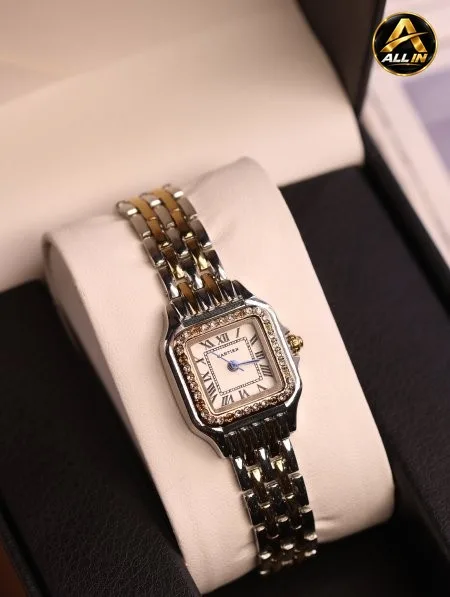 ساعة Cartier.