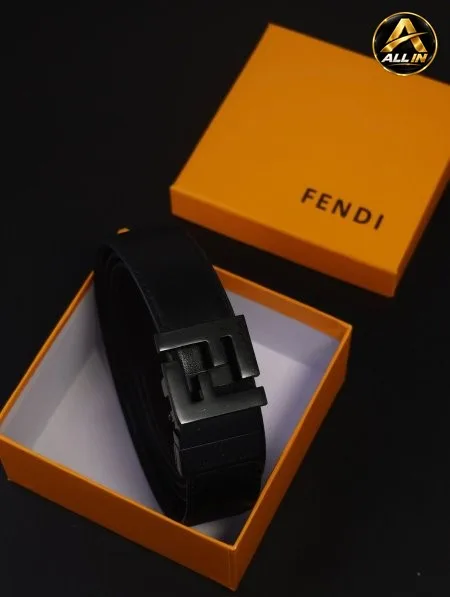 قشط FENDI جلد كواليتي عالي / مرفق بعلبة.
