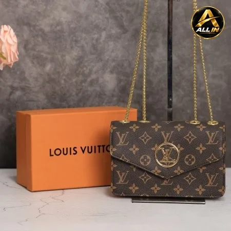 شنطة LOUIS VUITTON