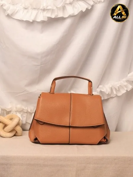 شنطة POLENE /غير مرفقة بعلبة.