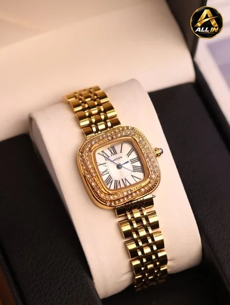 ساعة Cartier.