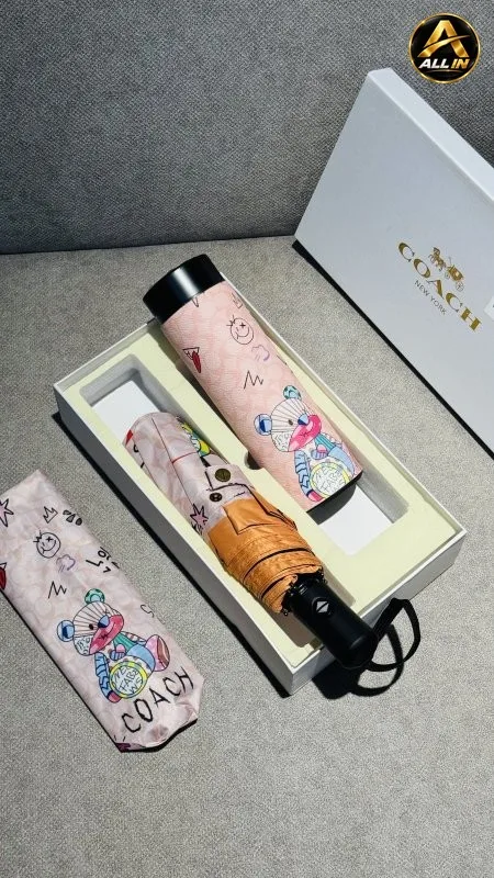 بكج مطره حراريه مع شمسيه من COACH.