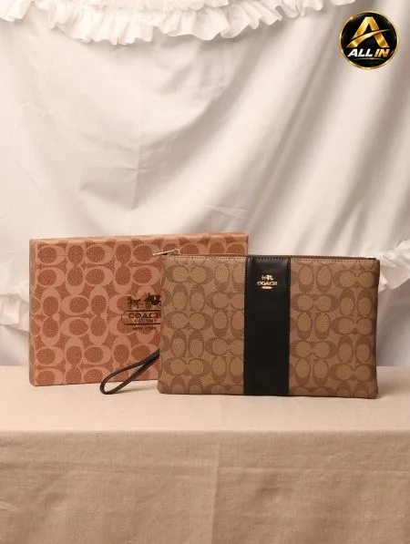 غلتش COACH / مرفق بعلبة.