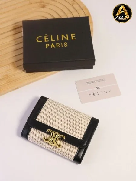 جزدان CELINE / مرفق بعلبة.