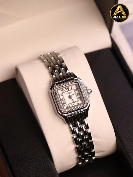 ساعة Cartier.