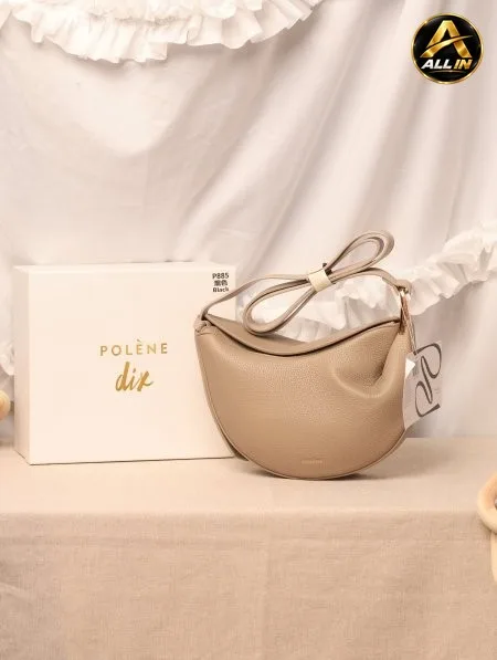 شنطة POLENE / مرفقة بعلبة.