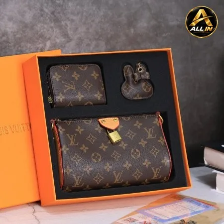 طقم شنطة 3 قطع LOUIS VUITTON.