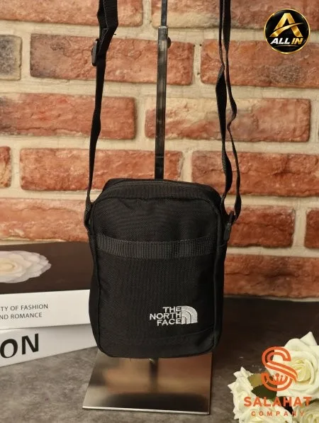 شنطة كتف THE NORTH FACE.