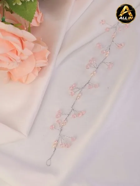 بروش مع خرز.