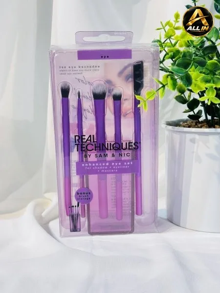 بكج فراشي REAL TECHNIQUES
