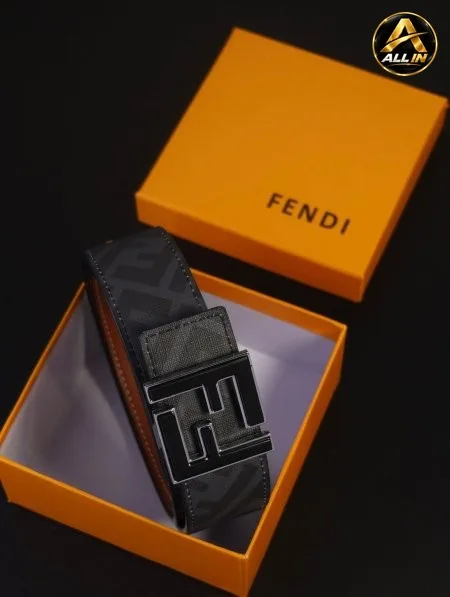 قشط FENDI جلد كواليتي عالي / مرفق بعلبة.