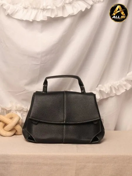 شنطة POLENE / غير مرفقة بعلبة.
