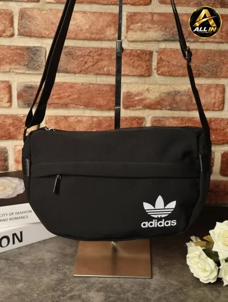 شنطة كتف ADIDAS.