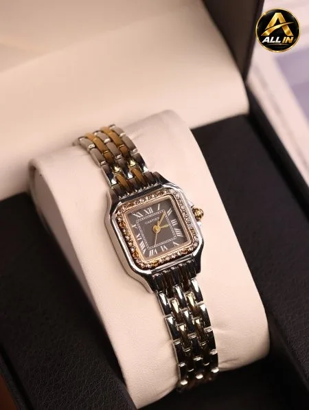 ساعة Cartier.