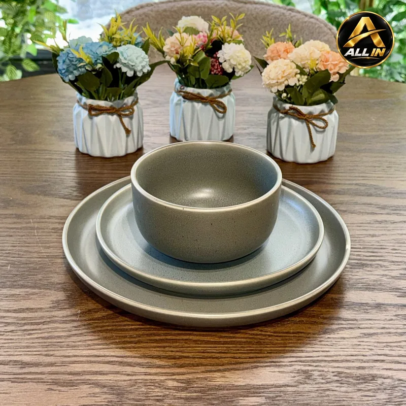 طقم صحون 18 قطعة بورسلان اخضر 7028