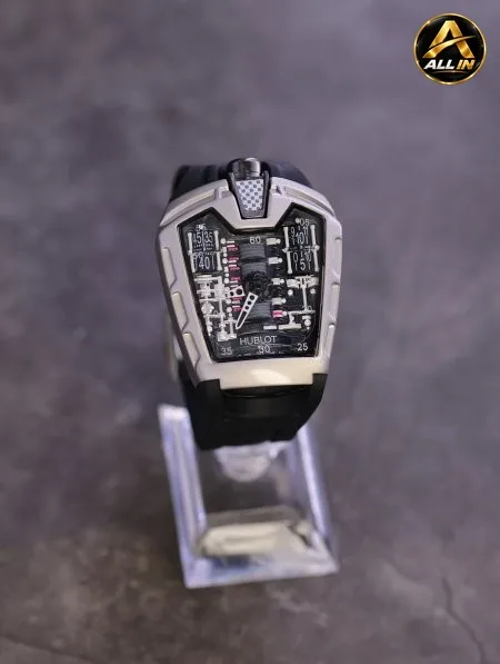 ساعة يد شبابية من HUBLOT.