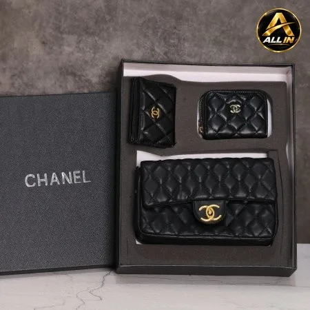 شنطة CHANEL.