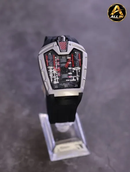 ساعة يد شبابية من HUBLOT.
