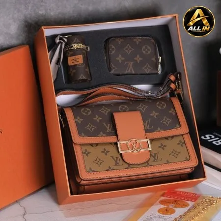 طقم شنطة4 قطع LOUIS VUITTON.