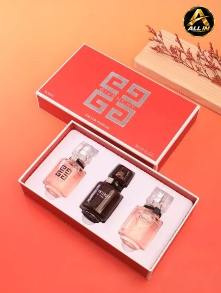 بكج عطور فاخر من GIVENCHY.